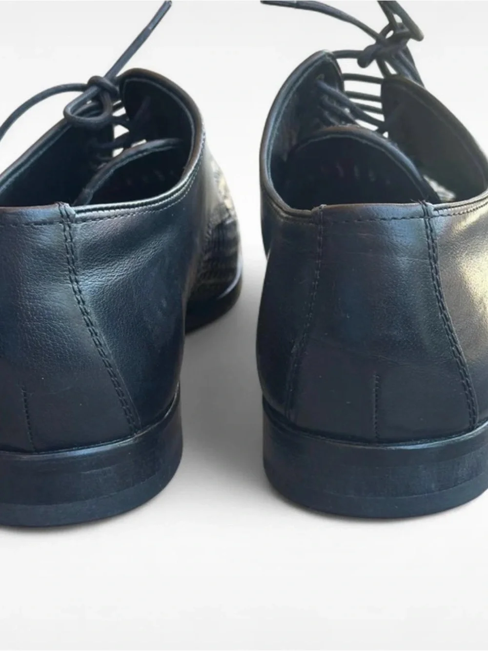 Men’s Woven Leather Lace-Up Shoes in Black